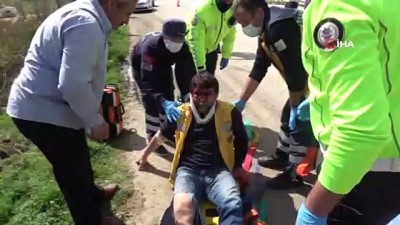 ambulans soforu -  Tokat’ta kalp krizi geçiren hastayı taşıyan ambulans devrildi:  4 yaralı Videosu