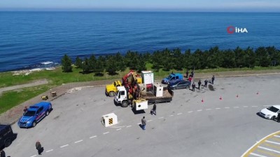  Trabzon'un giriş ve çıkışlarında yasaklar kapsamında kontrol noktaları oluşturuldu