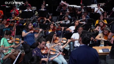Genç müzisyenler için eşsiz fırsat: Perulu çocuklar, Viyana Filarmoni Orkestrası ile buluştu