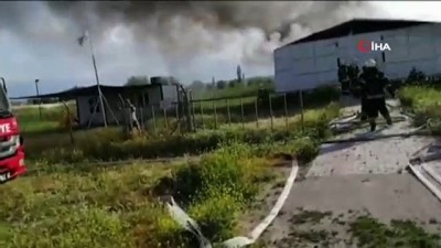 itfaiye araci -   Denizli’de hafif hava aracı hangarında yangın Videosu