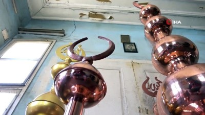  Her gün 'alem' yaparak genç kalıyor