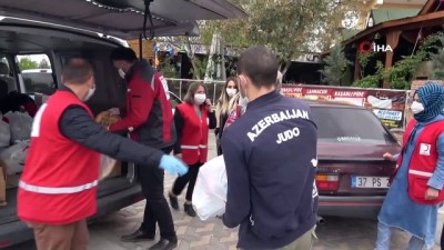 ucak seferleri -  Memleketlerine gidemeyen yabancı öğrencilere, Kızılay’dan yardım Videosu