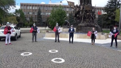 akarca -  Uşak’ta sosyal mesafeli 1 Mayıs kutlaması Videosu