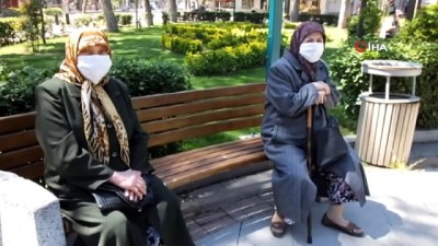  Burhaniye’de sokaklar 65 yaş üstü vatandaşlara kaldı