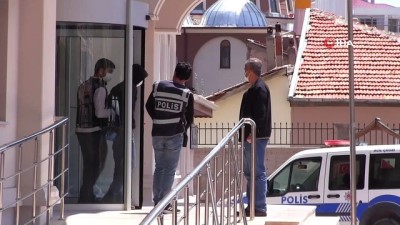 kacis -  Duvarını deldikleri kuyumcudan 200 bin liralık altın çalan şüpheliler tutuklandı Videosu