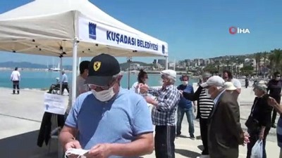 kisla -  Kuşadası’nda sahiller, cadde ve sokaklar 65 yaş üzeri vatandaşların Videosu