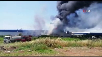  Mersin'de fabrikadaki yangın kontrol altına alındı