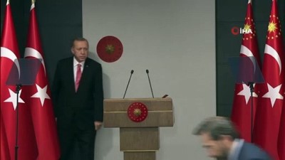  Cumhurbaşkanı Erdoğan: “Yeni vaka sayımız, ölüm sayımız, yoğun bakımda olan hasta sayımız giderek azalıyor. İyileşen hasta sayımız ve toplam test sayımız giderek artıyor'