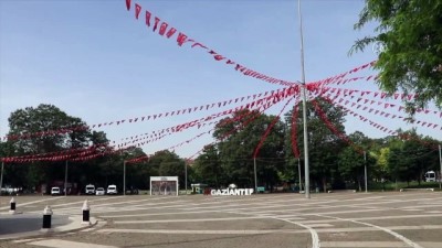 Gaziantep'te cadde ve sokaklar boş kaldı