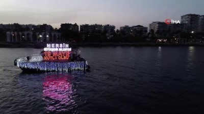  Mersin'de 19 Mayıs kutlamaları denize taştı