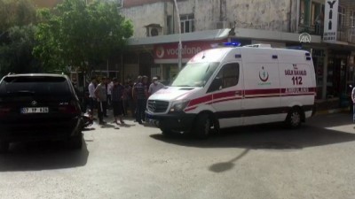 Serik'te ciple çarpışan motosikletin sürücüsü yaralandı - ANTALYA