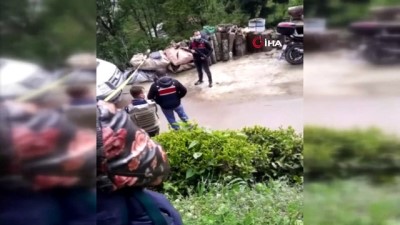 agir yarali -  Rize'de muhtar ve eşi arazi anlaşmazlığı nedeniyle silahla vurularak öldürüldü Videosu