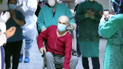   2 kez kalbi duran 62 yaşındaki hasta korona virüsü yenerek taburcu oldu