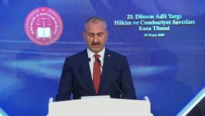 Adalet Bakanı Gül: '(Hakim ve savcılara) Adına karar vereceğiniz millete hakim olmak için değil, hadim olmak için yola çıkıyorsunuz' - ANKARA