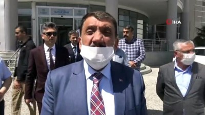 ermeni -  Milli Dayanışma Kampanyası'na 600 kilogramlık tosunlarını bağışladılar Videosu