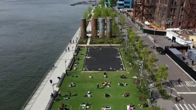 New York Domino Park'a sosyal mesafe çemberi çizildi