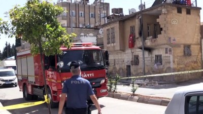 gaz sikismasi - Tüp patlaması sonucu 3 kişi yaralandı - KİLİS Videosu