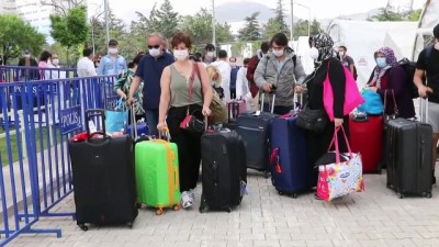 sparta - ABD'den getirilen 294 Türk vatandaşı memleketlerine uğurlandı - ISPARTA Videosu