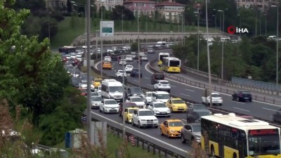 kis saati -  Sokağa çıkma kısıtlaması öncesi 15 Temmuz Şehitler Köprüsü'nde trafik böyle görüntülendi Videosu