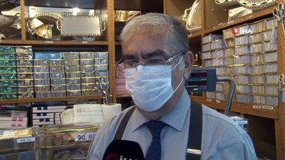  İzmir’de bayram öncesi alışveriş sessizliği