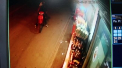 cuzdan - Düşürdüğü cüzdanını alan şüphelilerden şikayetçi oldu - ADANA Videosu