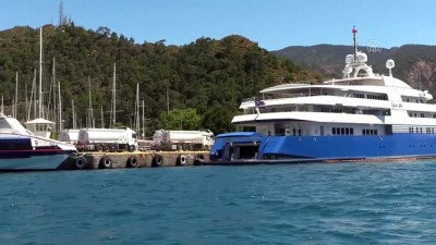 helikopter - Marmaris'e gelen mega yat 'Queen Miri'ye 210 bin litre yakıt ikmali yapıldı - MUĞLA Videosu