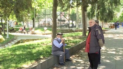 65 yaş üstü vatandaşlar sokağa çıktı (3) - İSTANBUL