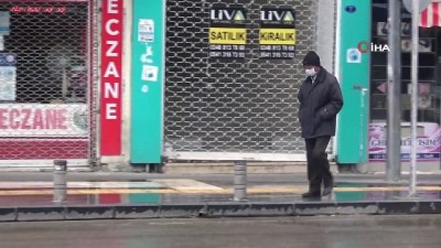 etiler -  65 yaş ve üzeri vatandaşlara yağmur engeli Videosu