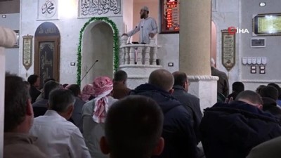  - İdlib’de bayram namazı kılındı