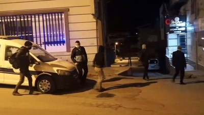 multeci -  Ankara'dan Çorum'a yürüyen mültecilere başkan sahip çıktı Videosu