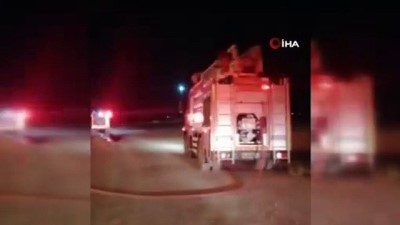  Hayvan çiftliğinde samanlar alev alev yandı