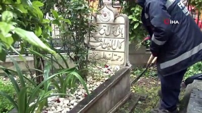  Fatih’teki 170 adet Nimel Ceyş Kabri’nin bakım ve temizleme çalışmaları devam ediyor