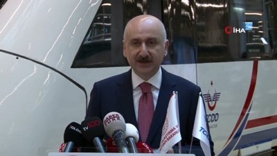  Bakan Karaismailoğlu: 'Trenlerimiz yarı kapasiteyle çalışacak'