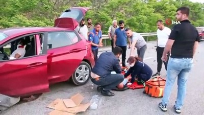 agir yarali -  Otomobil TIR’a arkadan çarptı: 2 ağır yaralı Videosu