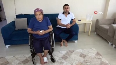 kalp yetmezligi -  Sokağa atılan yaşlı kadına oğlu sahip çıktı Videosu
