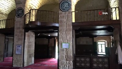 cami imami -  6 asırlık camide aylar sonra ilk cuma coşkusu Videosu