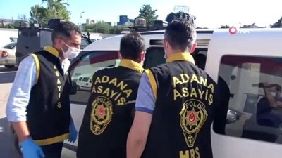 polis imdat -  Otostop yaptıkları aracı gasp ettiler Videosu