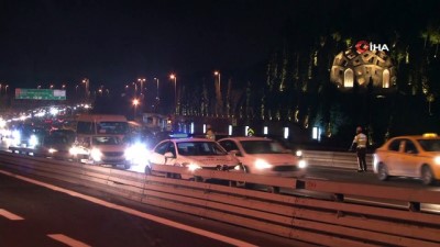  Sokağa çıkma kısıtlaması sonrası 15 Temmuz Şehitler Köprüsü'nde trafik yoğunluğu