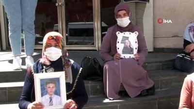  Evlat nöbeti 271’inci gününde