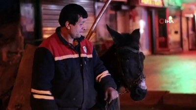 dar sokaklar -  Genç yönetmen işçi katırları belgesel yaptı Videosu