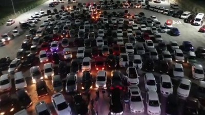  Nevşehir’de yüzlerce araç “Arabalı Sinema Günleri” nde buluştu