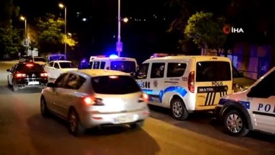  Polisin 'dur' ihtarına uymadı kaza yaptı: 1 yaralı