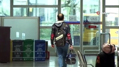 seyahat yasagi -  Seyahat kısıtlamasının kaldırılmasına rağmen otogar bomboş kaldı Videosu