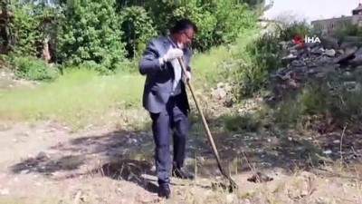 hastane bahcesi -  Boğulmak üzere olan kaplumbağayı Başkan Öksüzoğlu kurtardı Videosu