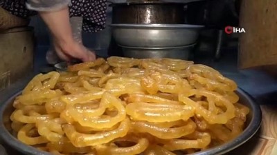 geleneksel lezzet -  Bu tatlı sadece Ramazan'da yapılıyor Videosu