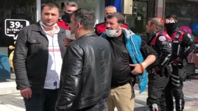 meydan muharebesi -  Bursa'da yevmiye için taşlı sopalı meydan muharebesi: 4 kişi bıçaklandı, 10 gözaltı Videosu