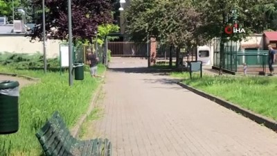 kapali alan -  - Karantinanın sona erdiği İtalya'da hayat normale dönüyor
- İtalyanlar park ve bahçelere akın etti Videosu