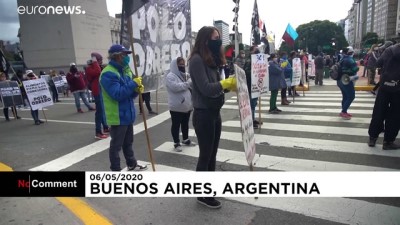 gida yardimi - Arjantinliler gıda yardımı eksiğini protesto etti: 'Açlık varsa, karantina olmaz' Videosu