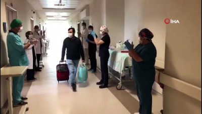 saglik personeli -  22 gün sonra taburcu olan hasta 'Kendimi kafesten çıkan kuş gibi hissediyorum' Videosu