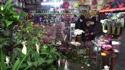 ermeni -  'Anneler Günü' öncesi çiçekçilerde son gün yoğunluğu Videosu